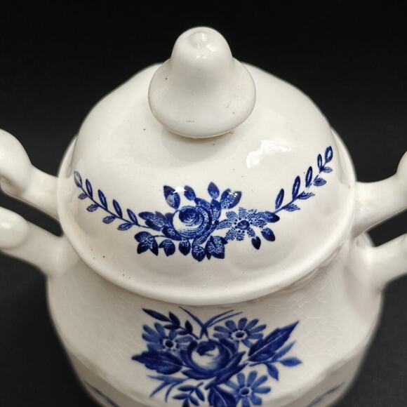 Vintage J & G Meakin Dresden Blue Covered Sugar Bowl w/ Lid Made in England - Picture 2 of 11